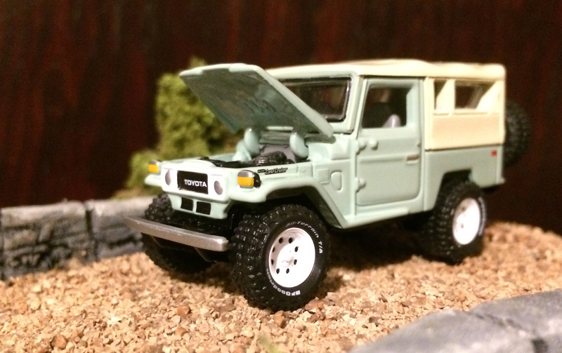 Such a classic color scheme, and fantastic details.